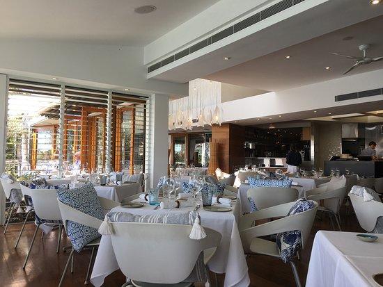 Ricky's River Bar & Restaurant